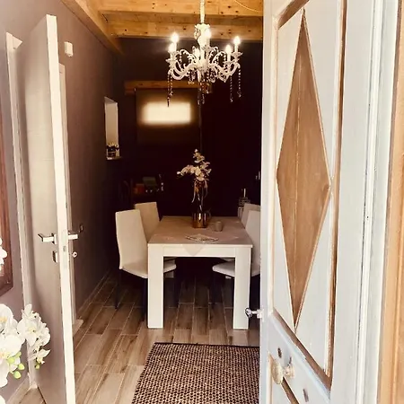 3 Bedrooms House With Shared Pool Jacuzzi And Enclosed Garden At 2 Km Away From The 펜션