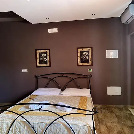 3 Bedrooms House With Shared Pool Jacuzzi And Enclosed Garden At 2 Km Away From The 소르소
